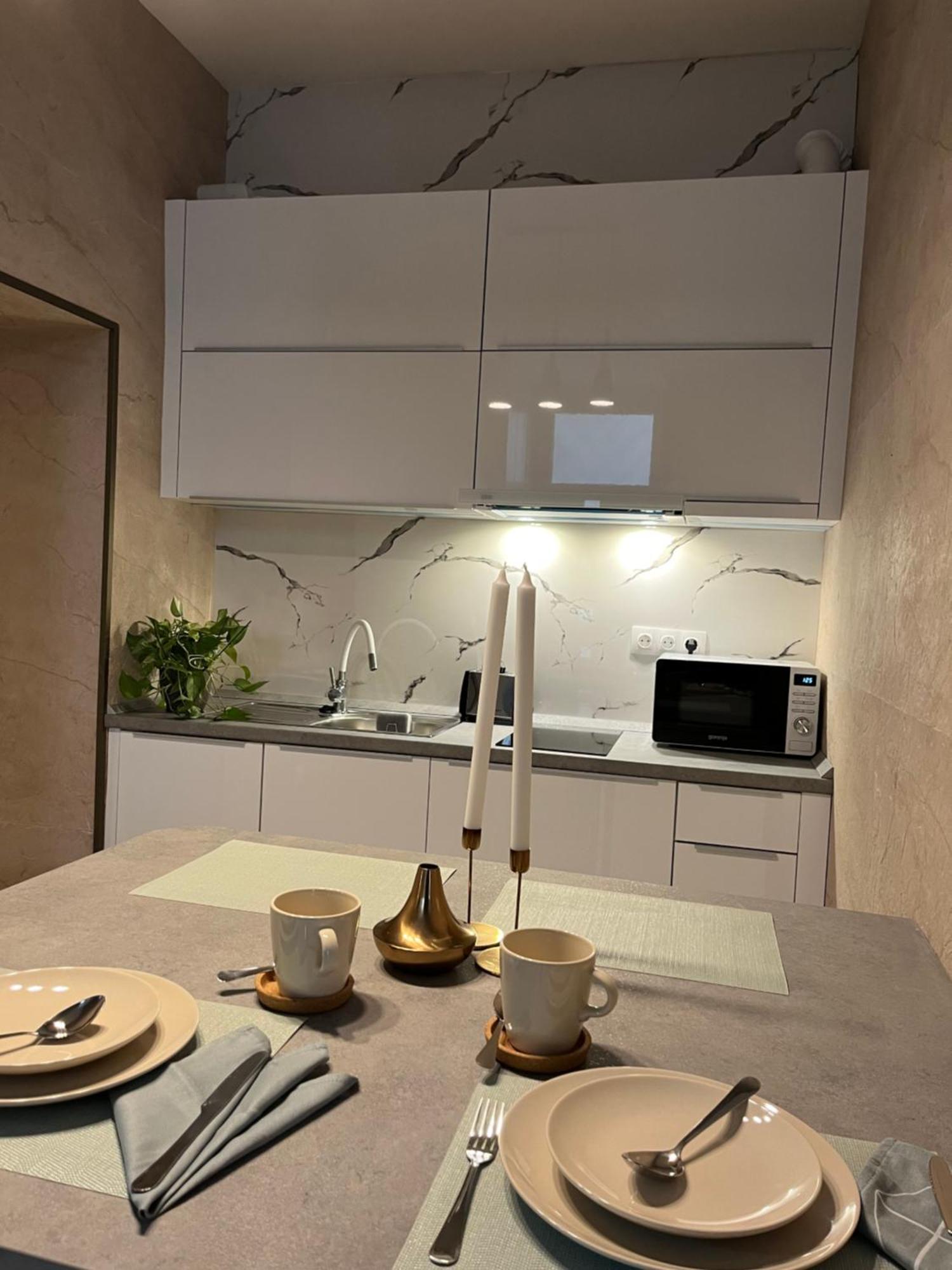 S8 Downtown Apartments With Optional Garage 布达佩斯 外观 照片